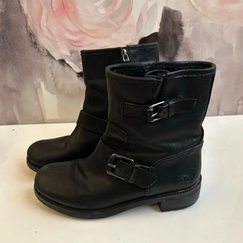 ! Tory Burch black  Leather combat Boots sz 6.5